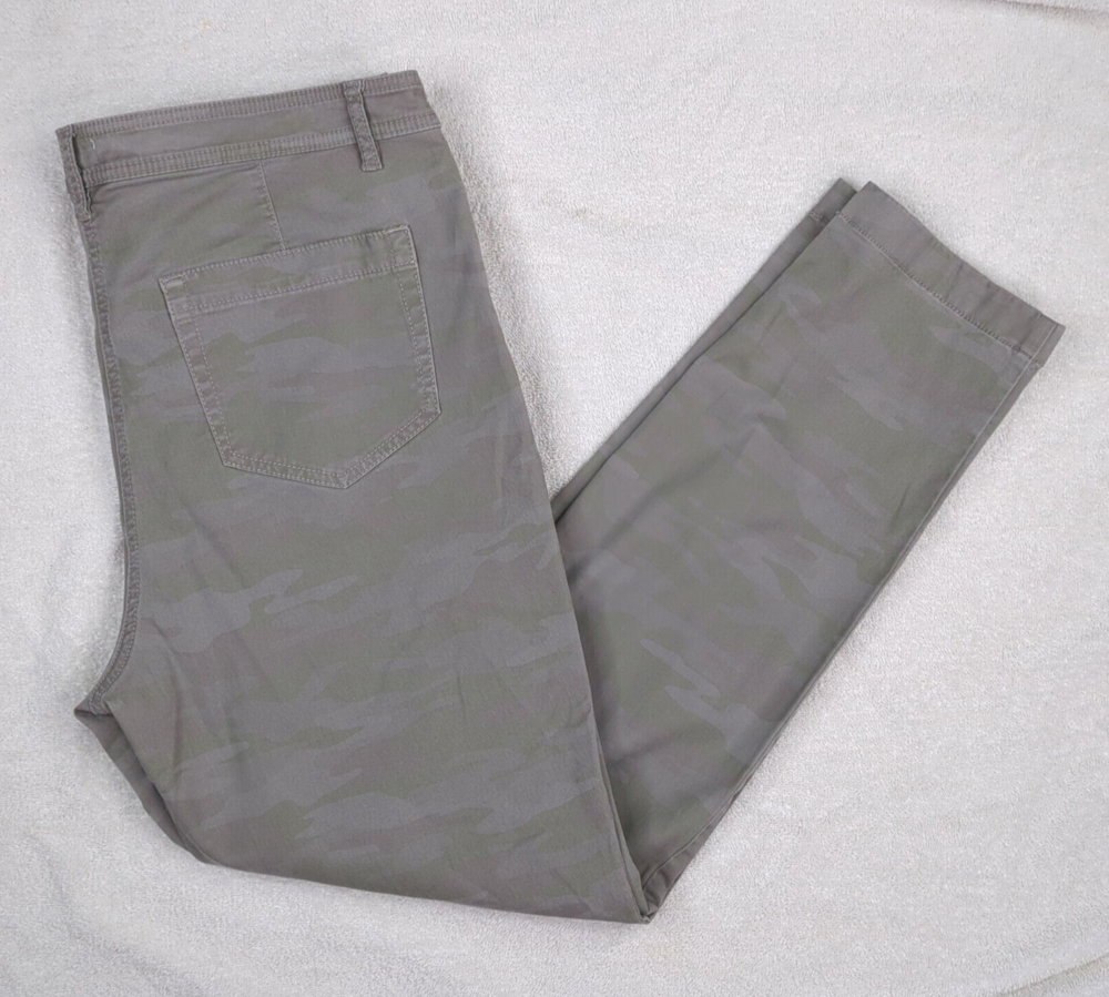 J Jill Pants Women 14 Green Gray Subtle Camo Straight Chino Casual Comfort Mom